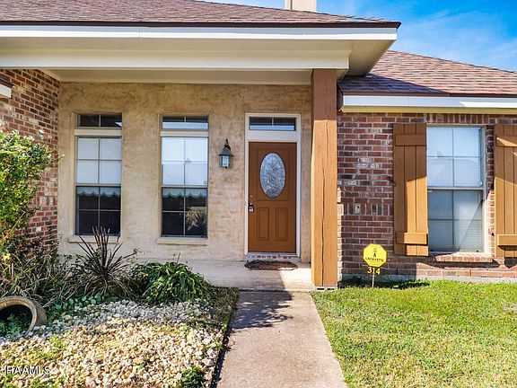 3rd image of 314 Deer Meadow Blvd
