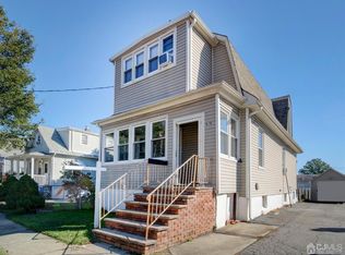 610 Almon Ave, Woodbridge, NJ 07095