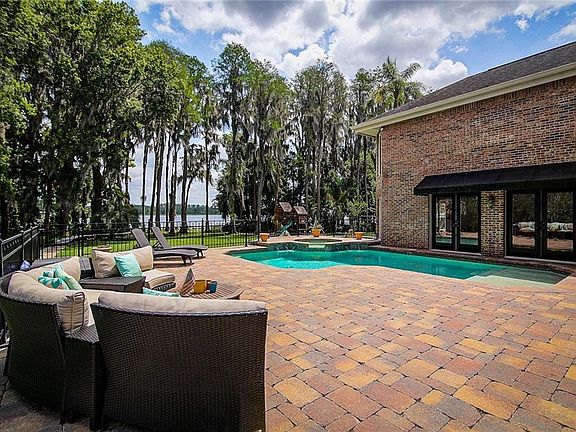 5th image of 18807 Cypress Shores Dr