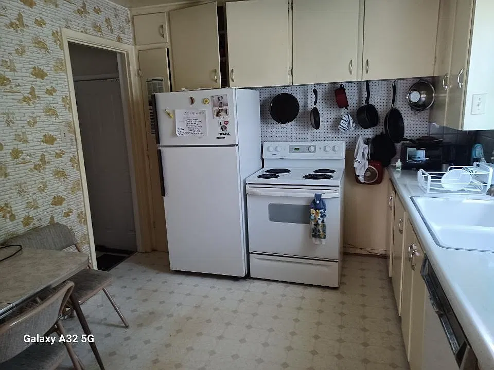 761 S Tejon St — Photo 3