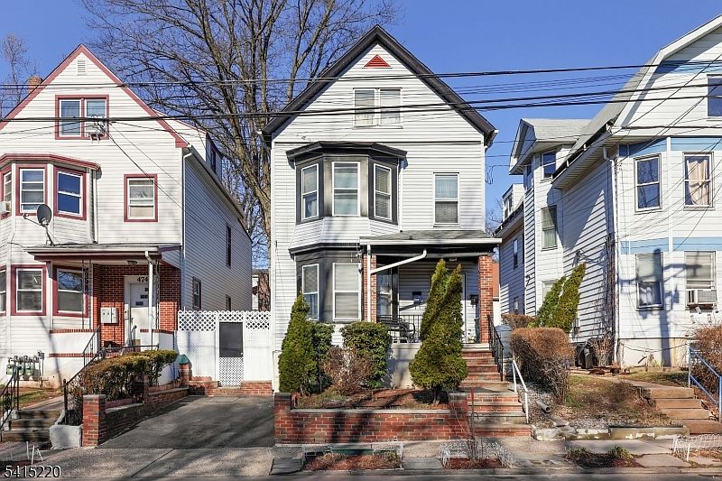 1st image of 478 Walnut St