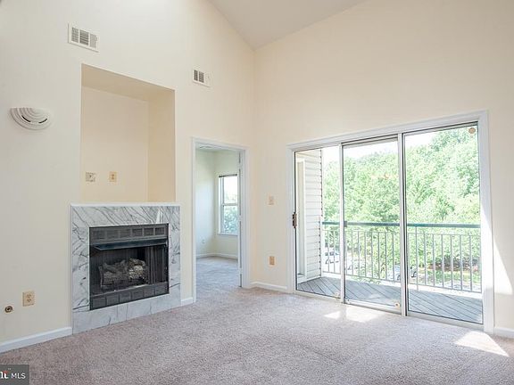 2nd image of 6567 Grange Ln Unit 402
