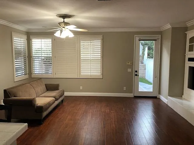S Poplar Ave — Photo 11