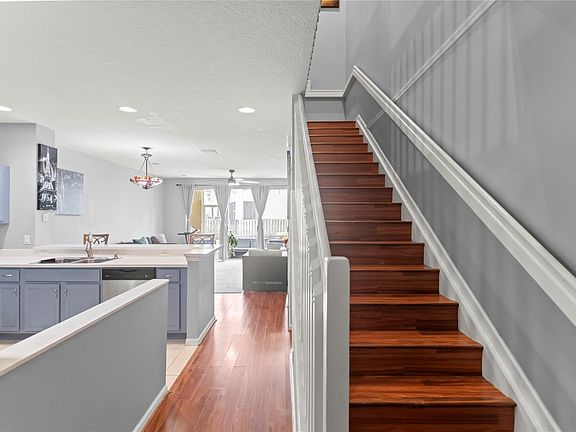 3rd image of 9074 Tremezzo Lane