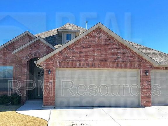 2nd image of 1307 Pebble Pond Dr
