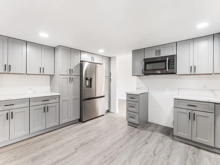 2108 Reynolds Ave — Photo 20