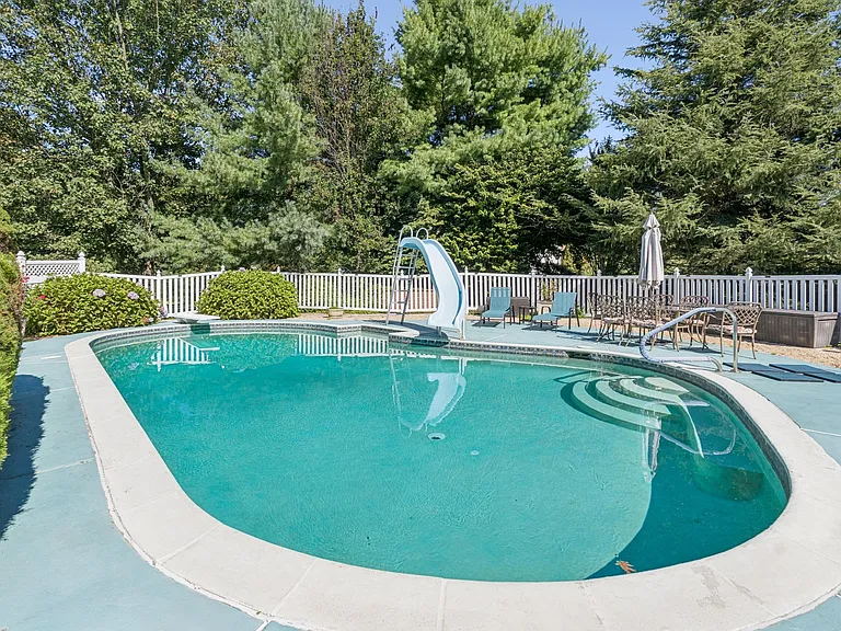 7204 Patton Dr — Photo 26