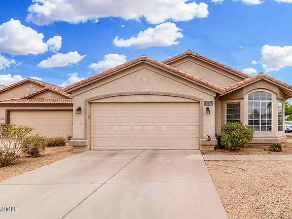 2nd image of 13137 W WILSHIRE Drive