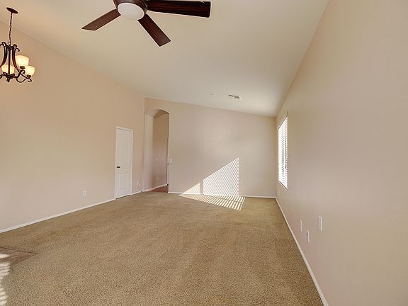 4th image of 1378 E Prickly Pear Dr