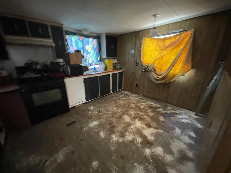 35 Ponderosa St — Photo 6
