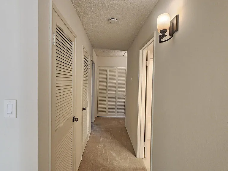 4326 Fair Oaks Blvd — Photo 25