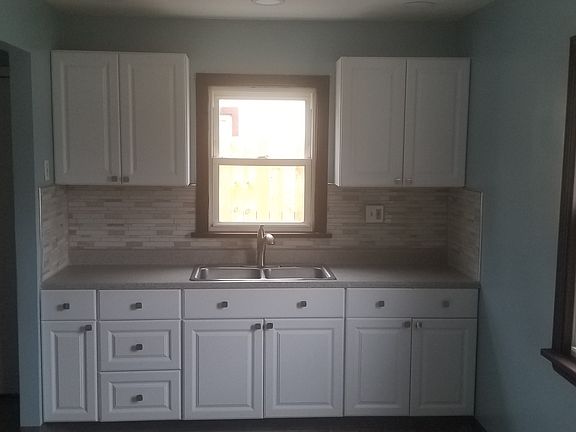 4th image of 512 Fairmount Ave