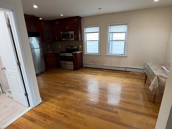2nd image of 104-18 93rd Ave Floor 2