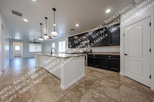 41192 W Rio Bravo Dr Photo 1