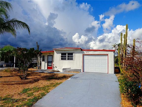 2nd image of 8006 SE Wren Ave
