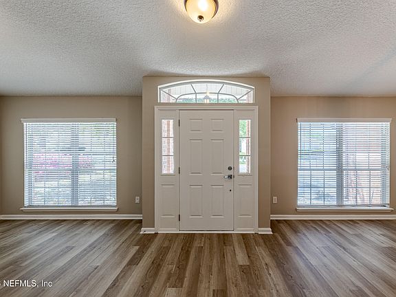 5th image of 14065 EAGLE FEATHERS Drive