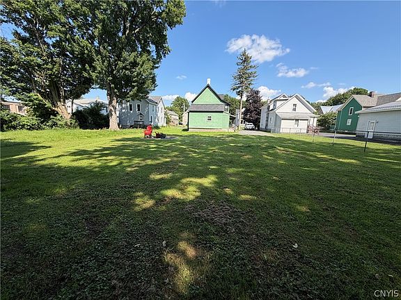 3rd image of 133 Central St