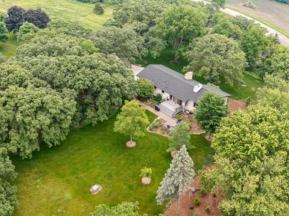 25 Conway Ct SE, Rochester, MN 55904