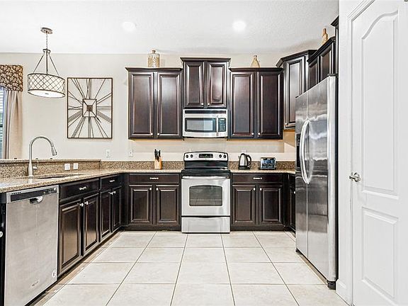 4th image of 9026 SHADOW MOUNTAIN STREET