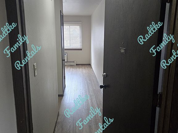3rd image of 5816 W Lincoln Ave #104