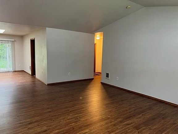 2nd image of 21205 123rd Street Ct E