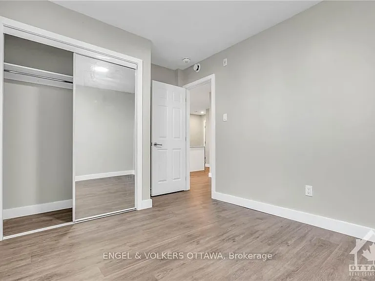 8 Philip St #5 — Photo 9