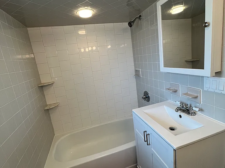 31 W Arverne Ave — Photo 10