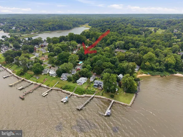 539 Duckett Ave, Tracys Landing, MD 20779