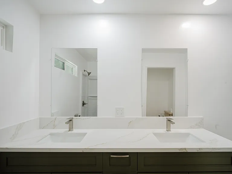 39218 Oak Glen Rd — Photo 20