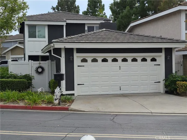 921 S Ridgecrest Cir, Anaheim, CA 92807