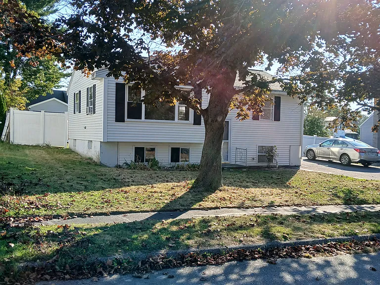 173 Lyman St — Photo 12