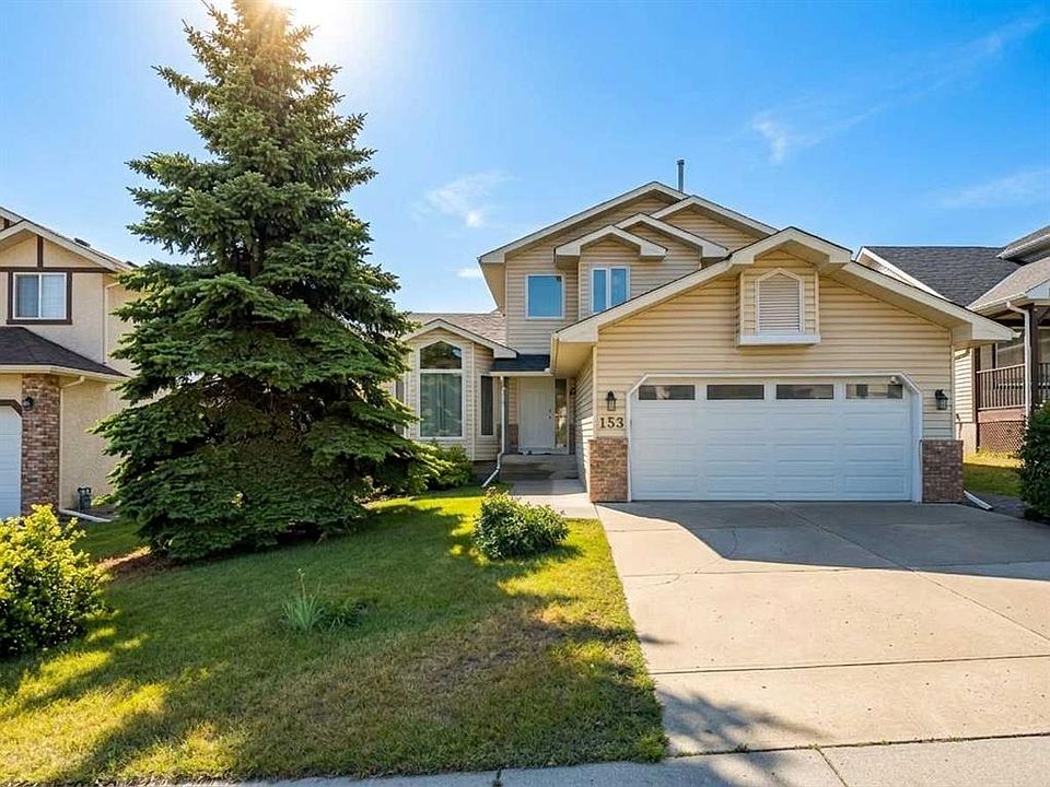 1st image of 153 E Hawkdale Cir NW