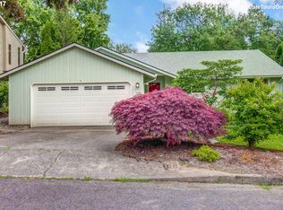 5712 SW 52nd Ave, Portland, OR 97221