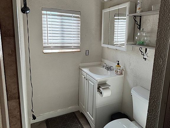 3rd image of 4700 E Main St #1233