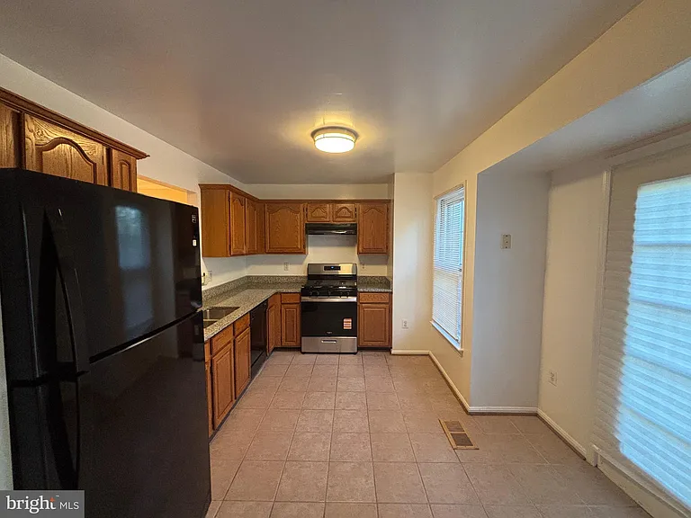 13874 Coleman Ct — Photo 7