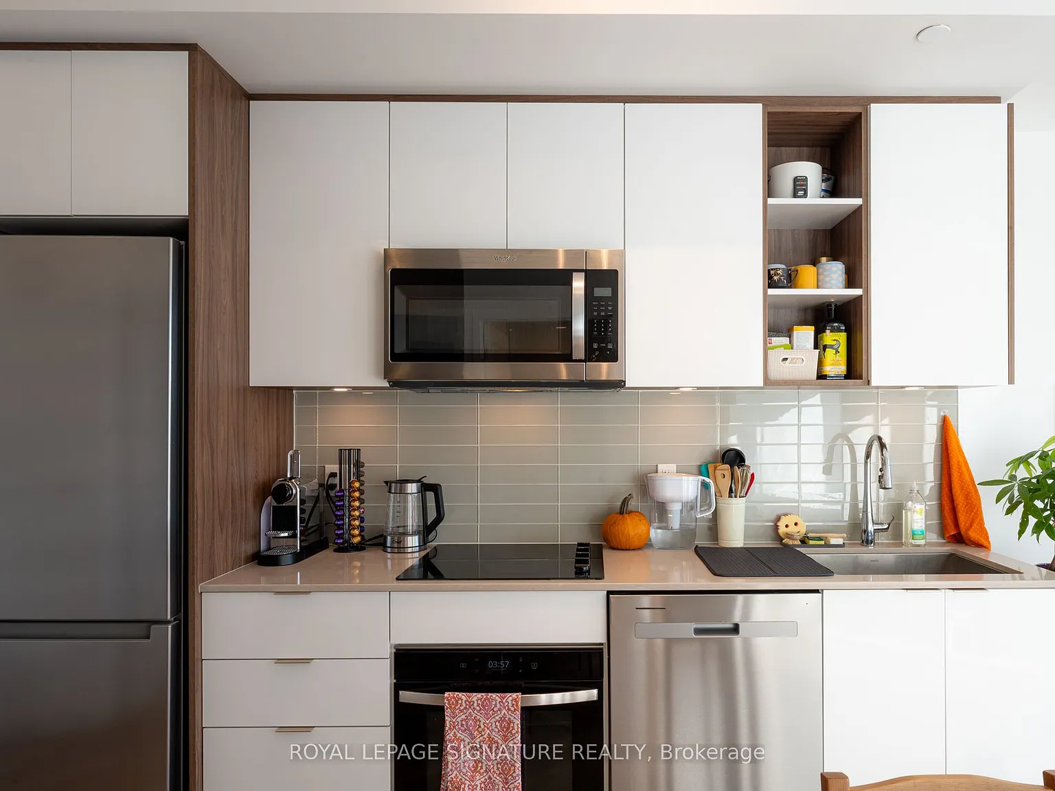 2 bed, $2,500 — Photo 2