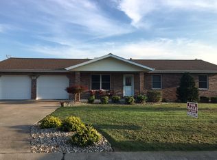 1001 Deer Run Ct, Perryville, MO 63775