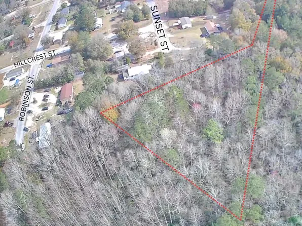 Sunset St, Blackville, SC 29817