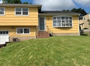 7 View Pl, Clifton, NJ 07013