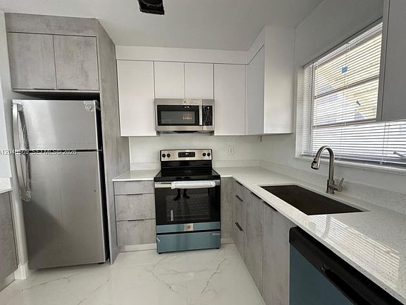 2nd image of 1722 Mayo St APT 207