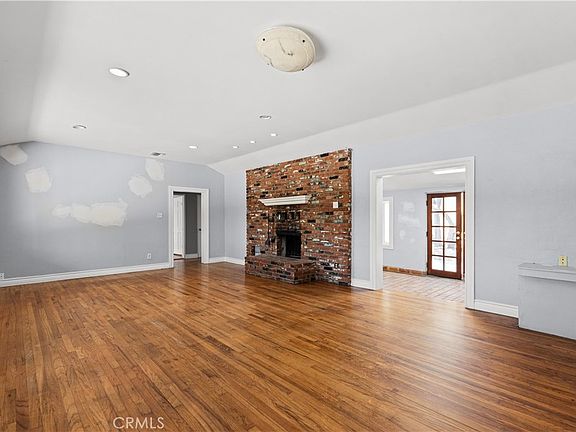 4th image of 5403 Shirley Ave