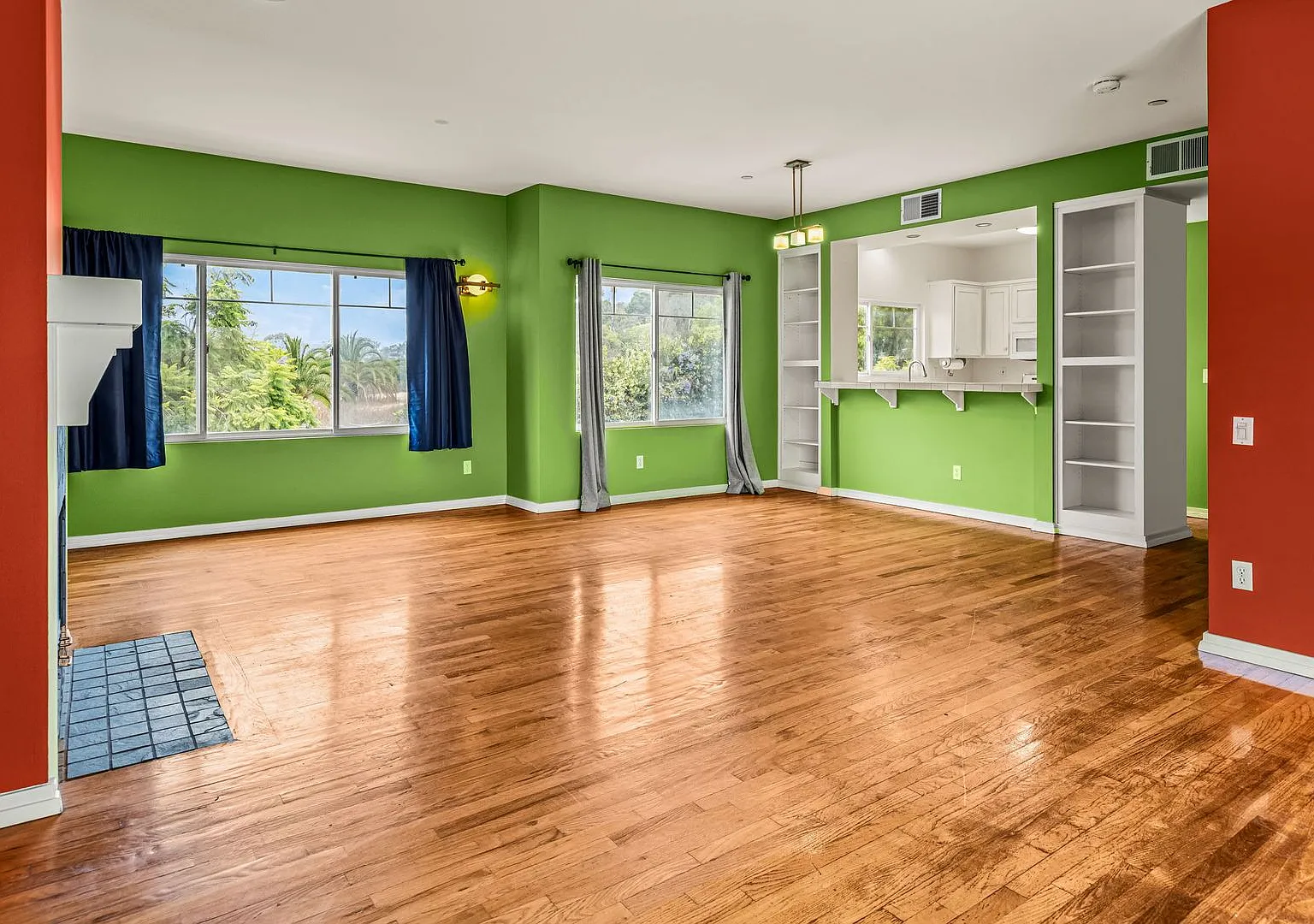 Spacious Golden Hill Townhome with 2-Car Garage & Canyon Views! — Photo 3