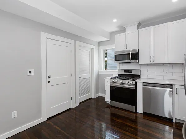 19 Chase St #B, Dorchester, MA 02125