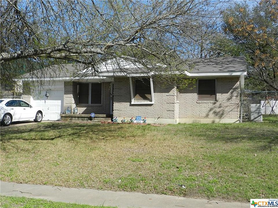 1st image of 103 Oak St