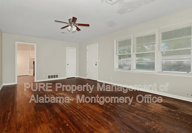 4332 Sussex Dr — Photo 5