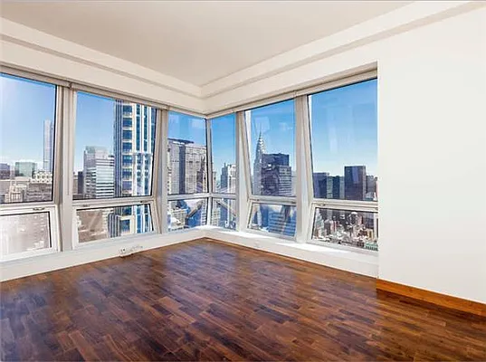 Rented by R New York | media 45