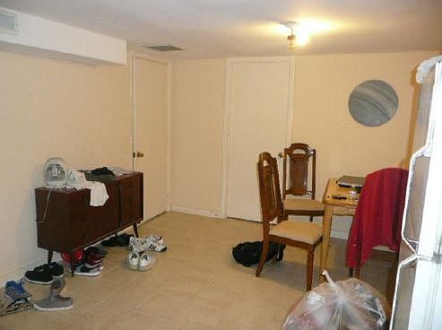 4th image of 1805 Gilson St