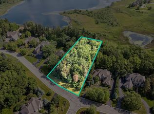 5237 River Ridge Dr, Brighton, MI 48116