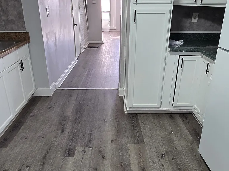102 S Janney St — Photo 6