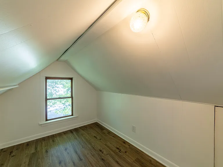 7535 Independence St — Photo 26